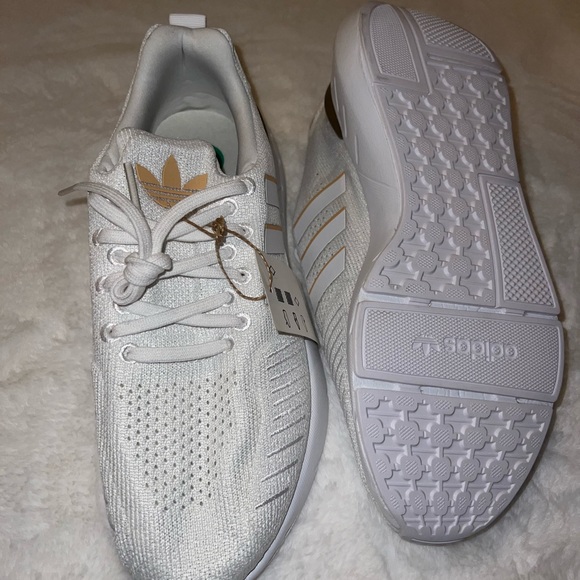 Adidas Swift Run 22 - Picture 2 of 3